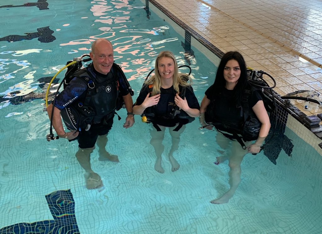 PADI DSDs in our Lincoln Pool